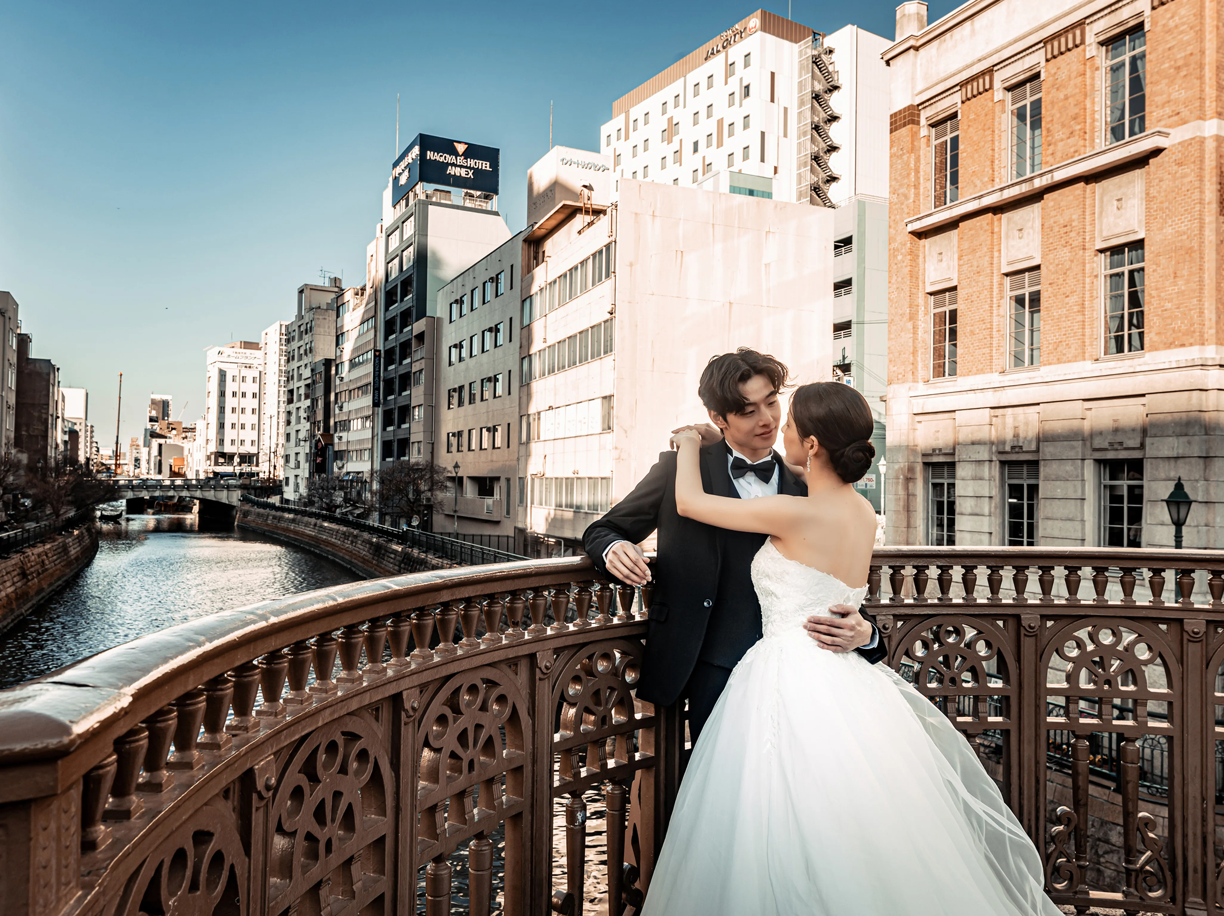 愛知・名古屋のロケーションで撮影したフォトウェディング（納屋橋）