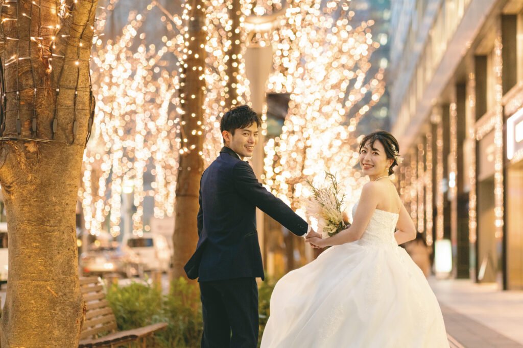 丸の内のイルミネーションのフォトウェディングの撮影