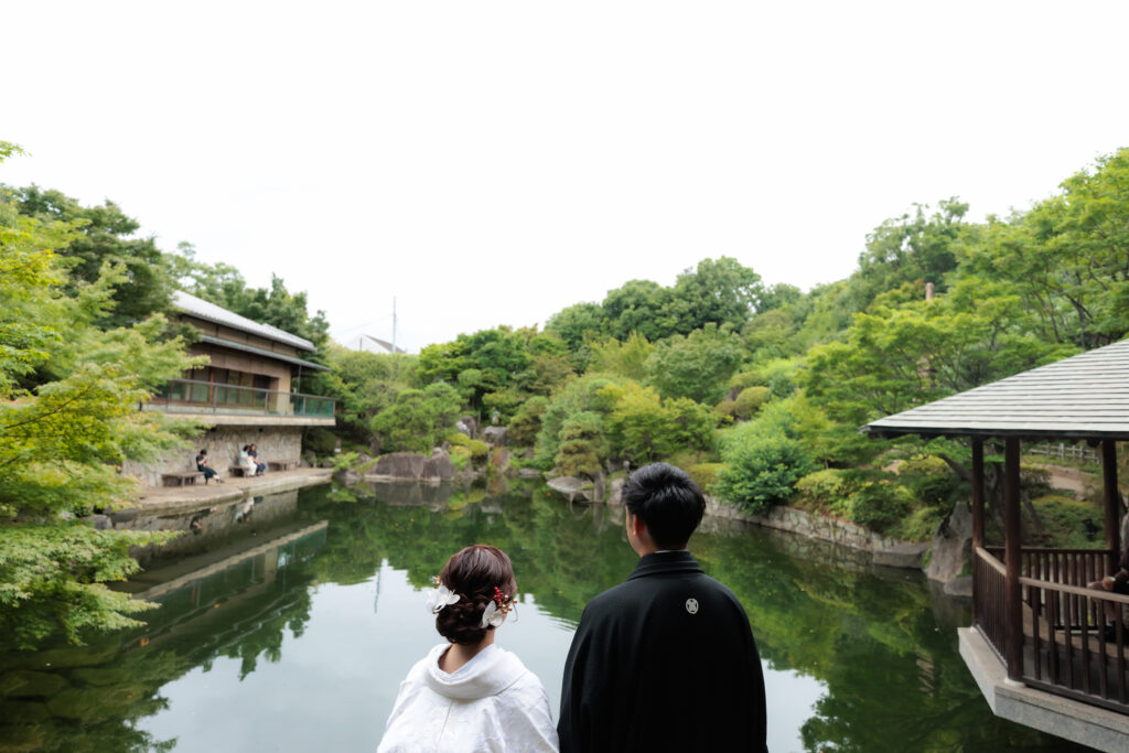 和装での目白庭園ウェディングフォト（白無垢）
