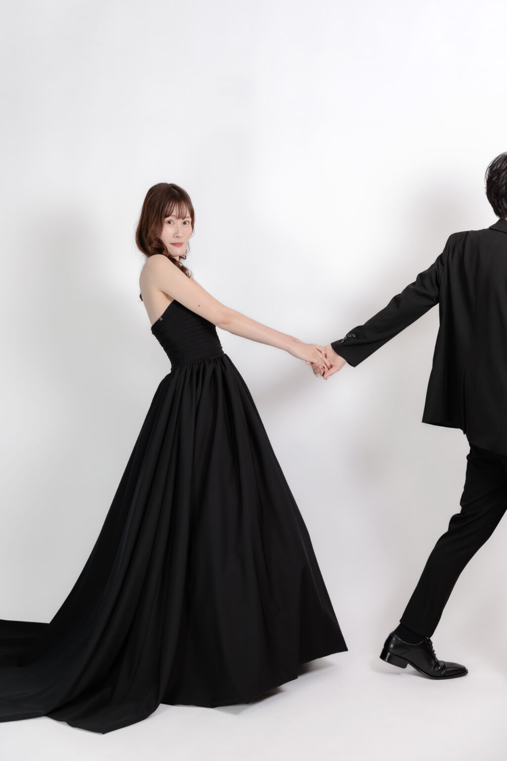 スタジオでのフォトウェディング・前撮り・ウェディングフォト(洋装・ウェディングドレス)