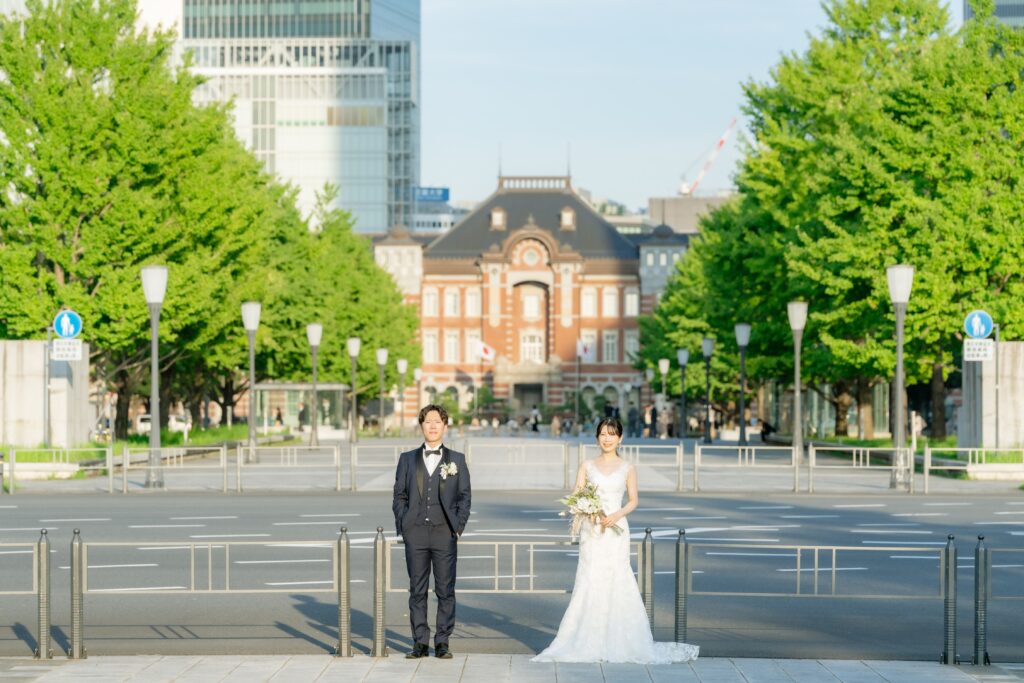 東京駅でのフォトウェディング・前撮り・ウェディングフォト(洋装・ウェディングドレス)